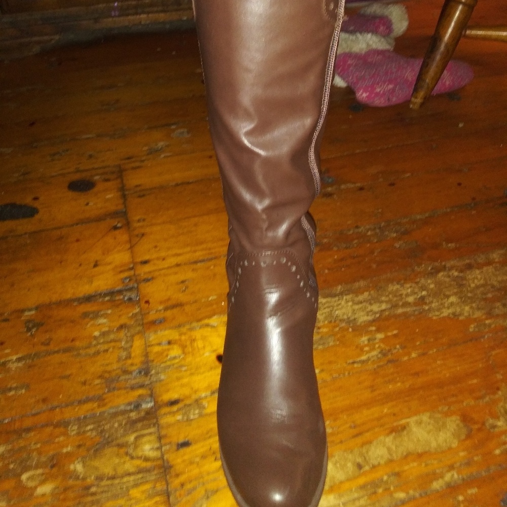 Max edition boots